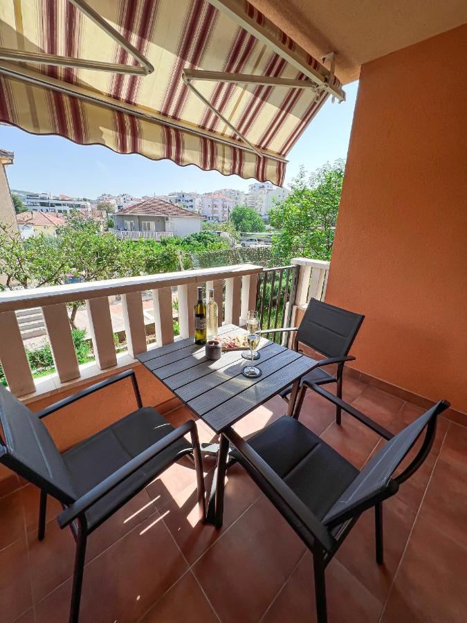 Holiday Star Apartment تروغير المظهر الخارجي الصورة